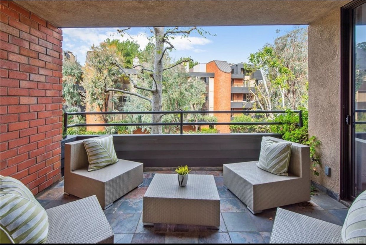 4792 Park Encino Ln, Los Angeles, CA 91436 Condo for Rent in Los