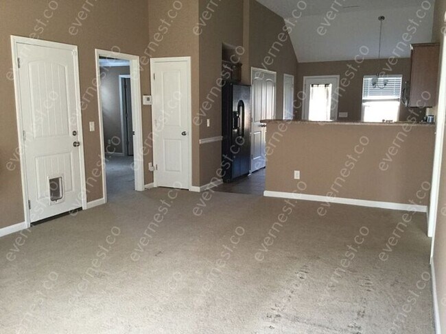 Building Photo - 2825 Painted Pony Dr