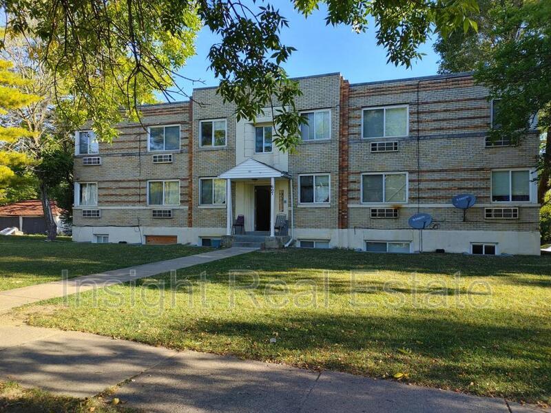 Primary Photo - 607 W Fairview Ave