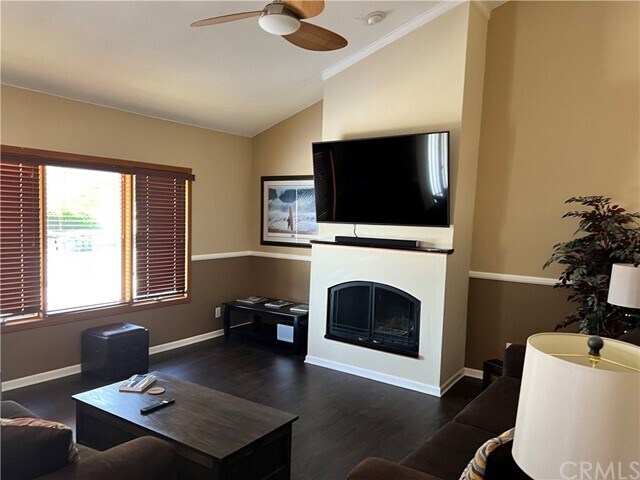 Building Photo - 30012 Swan Point Dr