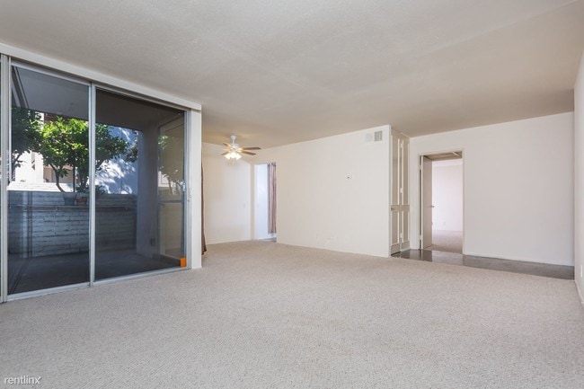 Building Photo - 4825 Collwood Blvd