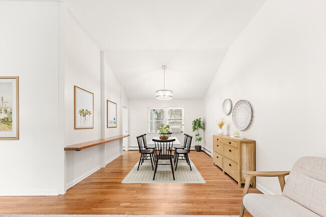 Foto del edificio - 10 Peaceful Ln