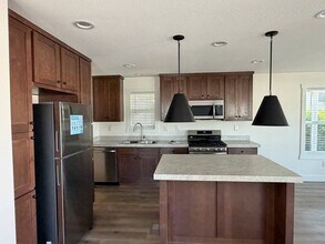 Building Photo - 359 Lemon Dr