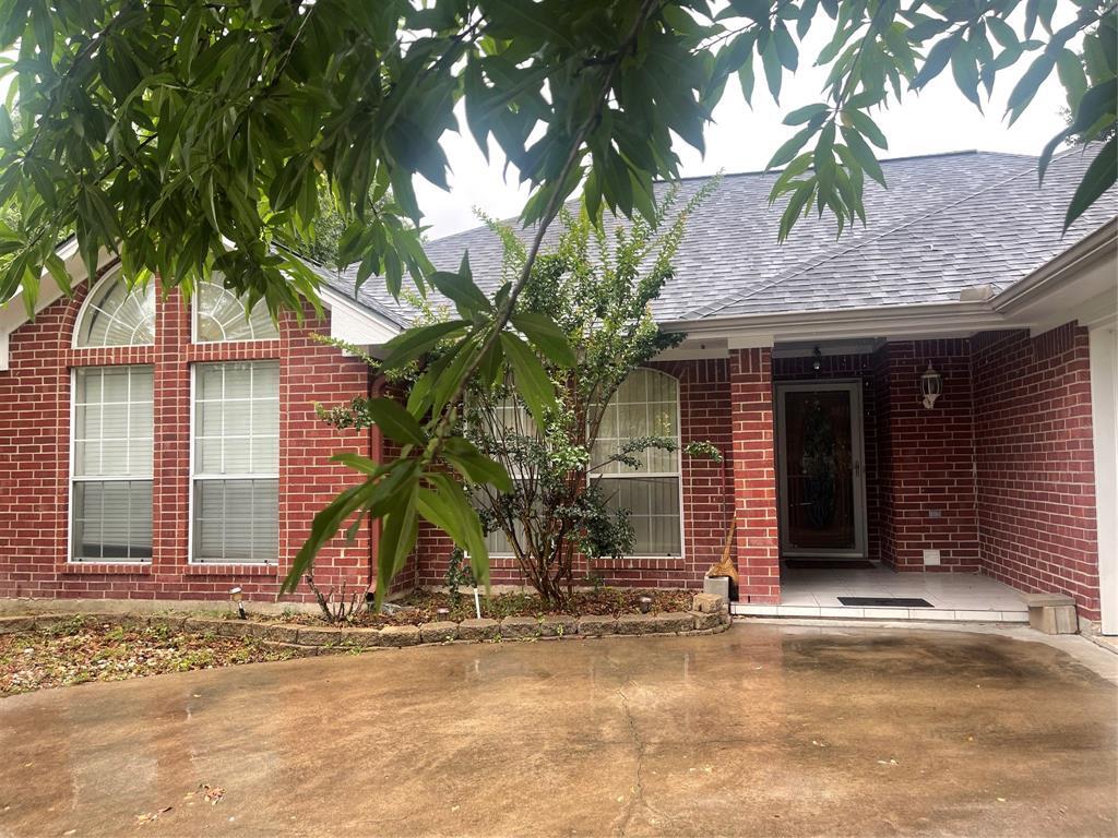 Primary Photo - 301 Brookside Dr