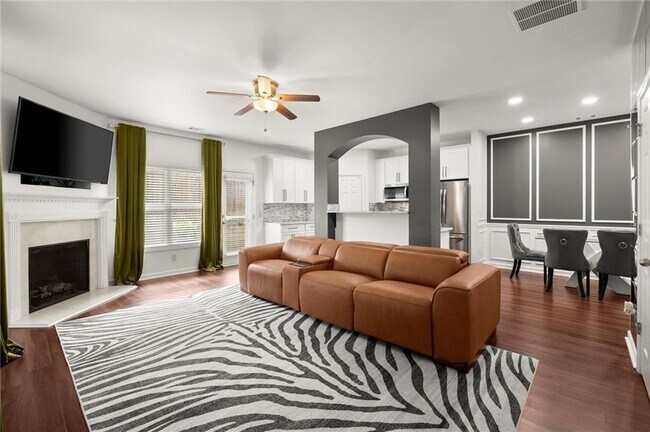 Foto del edificio - 2682 Pointcrest Way