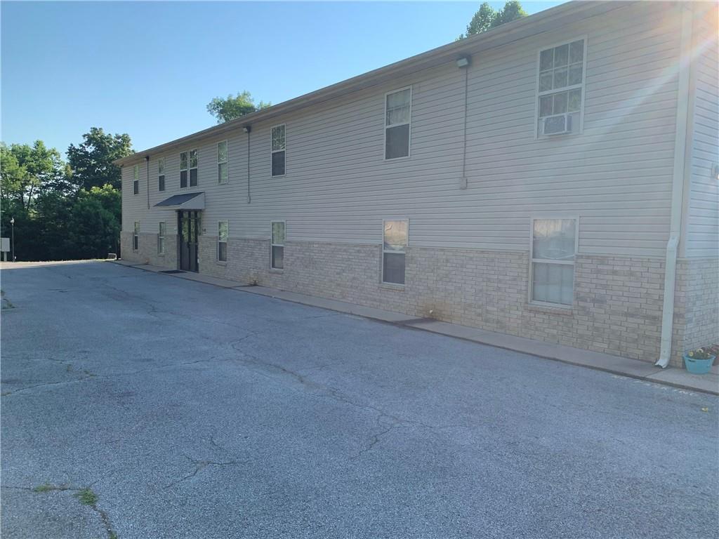 8148 Randall Ln Unit 8, Decatur, AR 72722 Room for Rent in Decatur