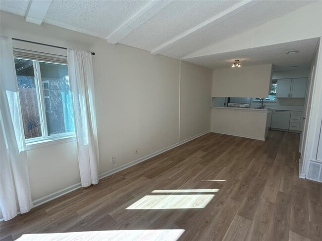 Building Photo - 2018 Gathright Cove