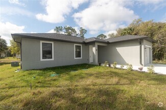 Building Photo - 8048 Sherwood Cir