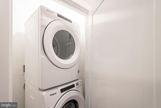 Building Photo - 1946 N 6th St