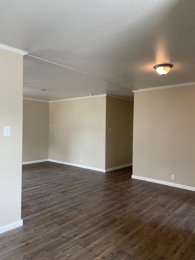 Building Photo - 11967 Greensbrook Forest Dr