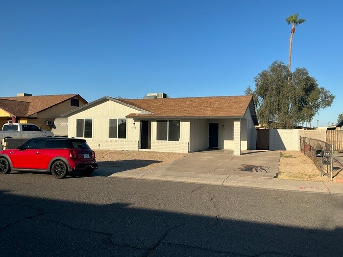 Photo - 513 N 69th Ave (Phoenix, AZ)