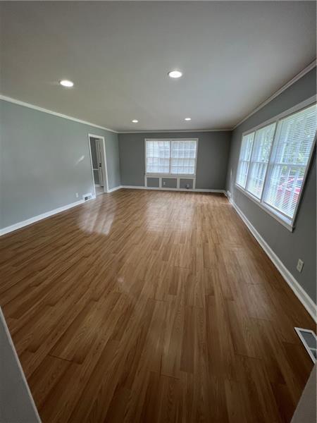 Foto del edificio - 2042 E Roxboro Rd NE