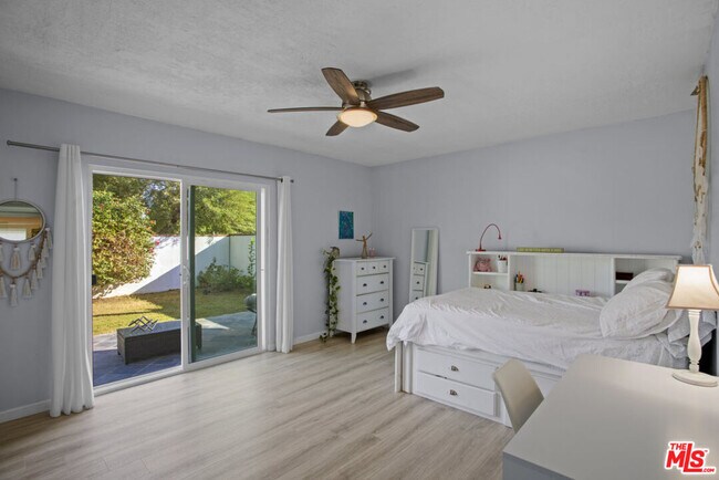 Building Photo - 74125 San Marino Way