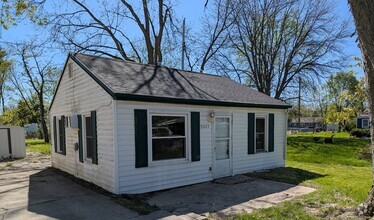 Building Photo - 5021 Christiansen Rd