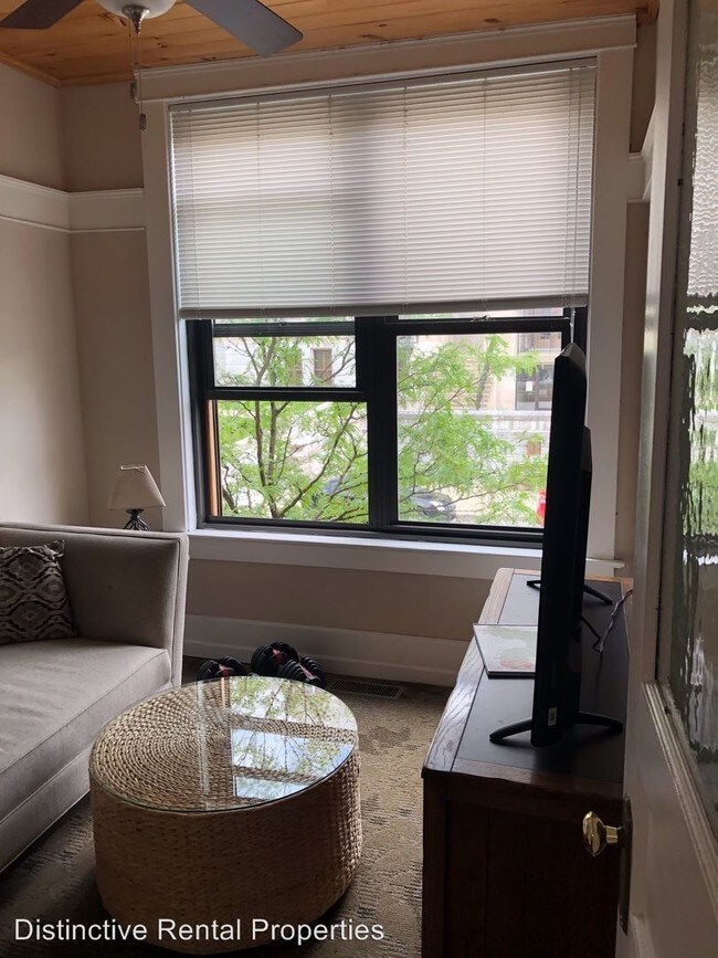 Foto del edificio - 118 N 3rd St