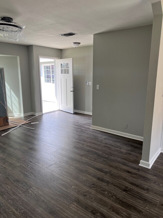 Foto del edificio - 2074 Wylie Ct