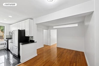 Building Photo - 401 W 56th St