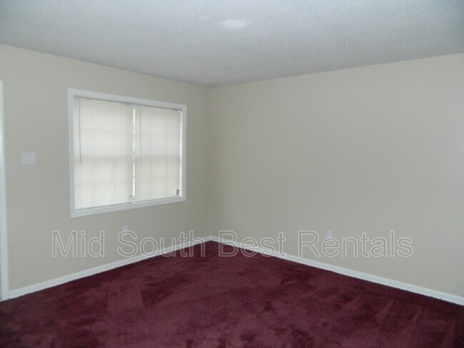 Foto del edificio - 3734 Ridgemont Ave