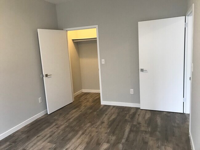 Bedroom - 210 Governor St