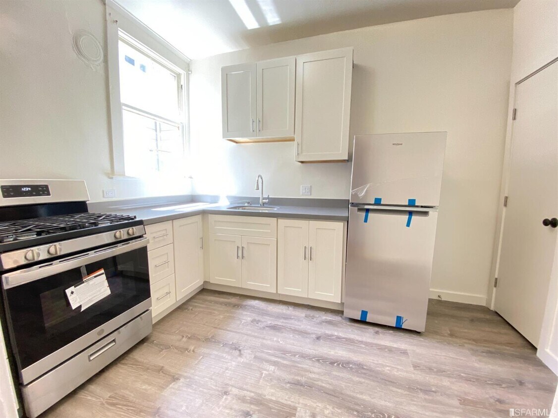 Foto principal - 1650 Clay St