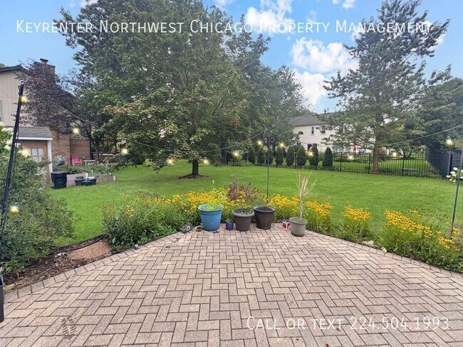 Foto del edificio - 1141 Glenwood Ln
