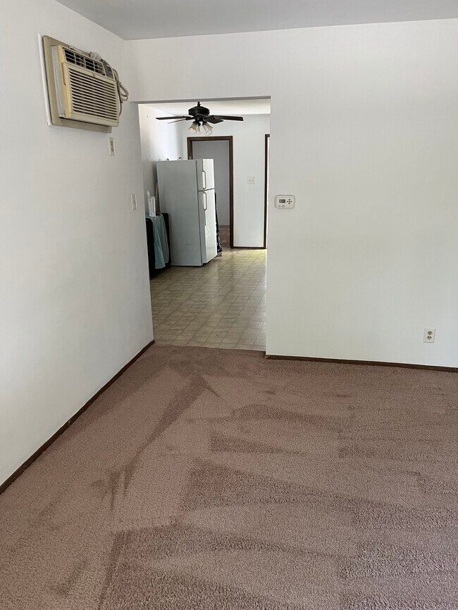 Foto del edificio - 521 W Main St