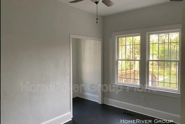 Building Photo - 811 Broxton St