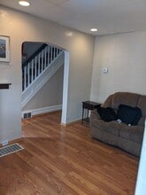 Building Photo - 3153 Brackenridge St