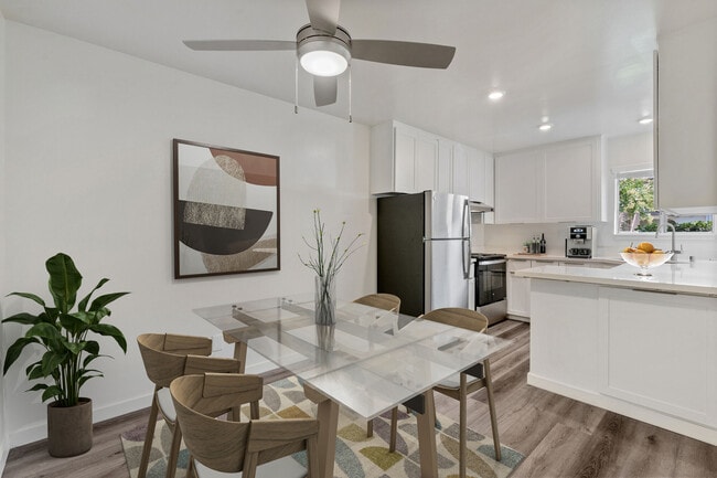Building Photo - Solera Apartment Community