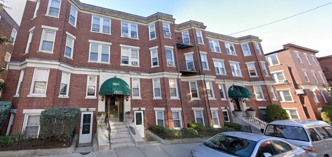 Building Photo - 11 Barrows St