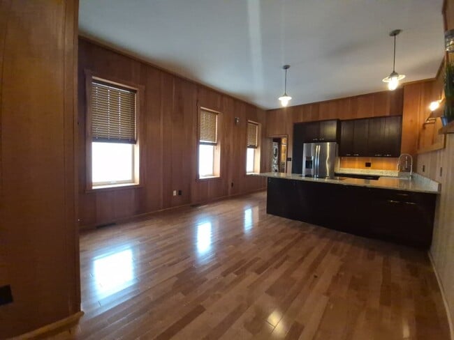 Photo - 1413 Race St Apt 1 *Modern Urban 1 BR, 1 BA Apartment in the heart of OTR*