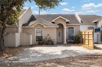 Building Photo - 11 Jubilee Ave