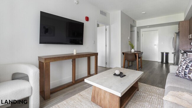 Foto del edificio - 1025 E 25th St