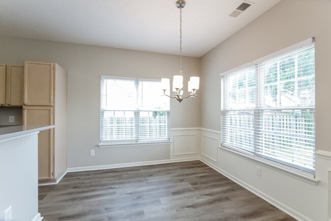 Foto del edificio - 11878 Meadhaven Dr