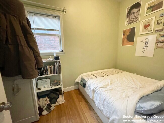 Foto del edificio - 195 West Third St. Unit 5