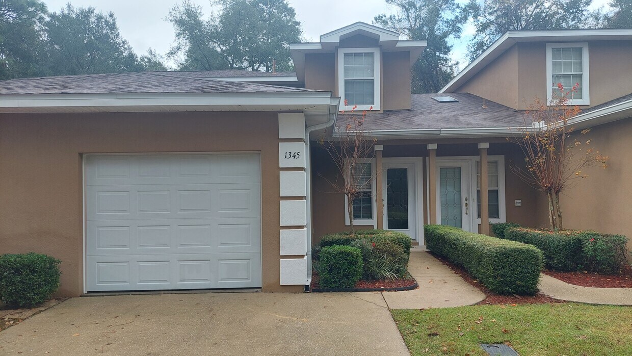1345 Treasure Cv, Niceville, FL 32578 Townhome Rentals in Niceville