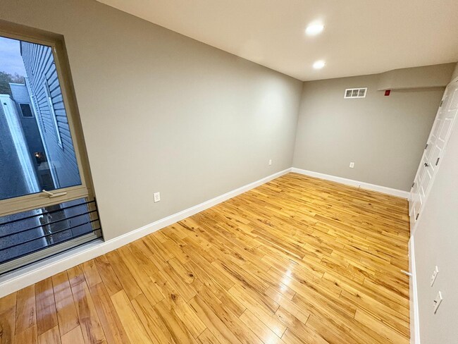 Foto del edificio - 422 N 40th St