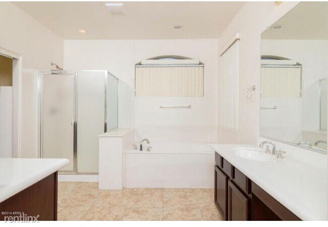 Building Photo - 4 br, 3 bath House - 3222 W Espartero Way