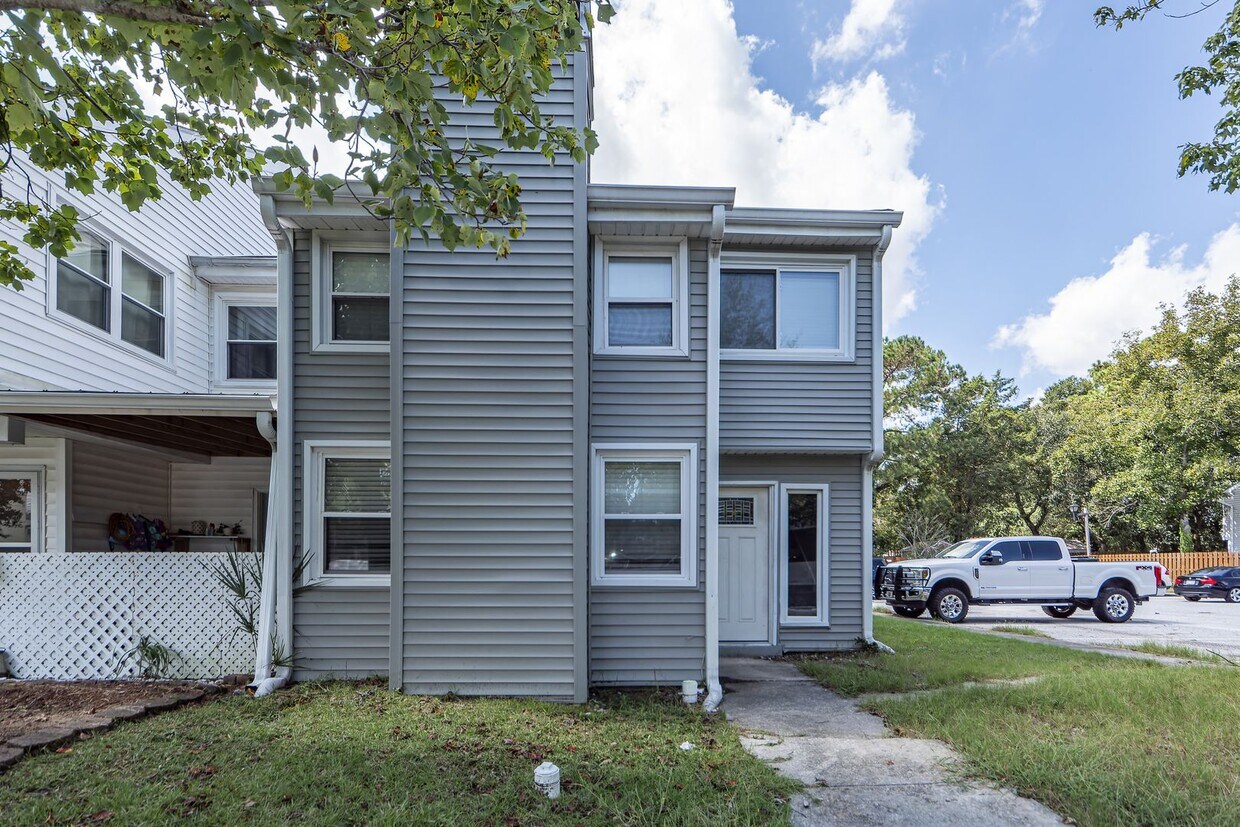 614 Baytree Ct, Mount Pleasant, SC 29464 House Rental in Mount