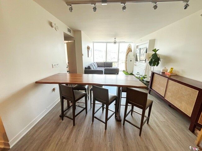 Building Photo - Symphony Honolulu - 2 Bedroom, 2 Bathroom,...