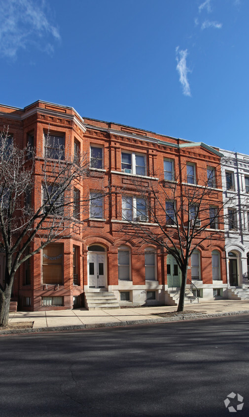 Foto del edificio - 1811 Bolton St