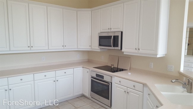 Building Photo - 4 br, 3 bath House - 7 Cherry Hill Lane