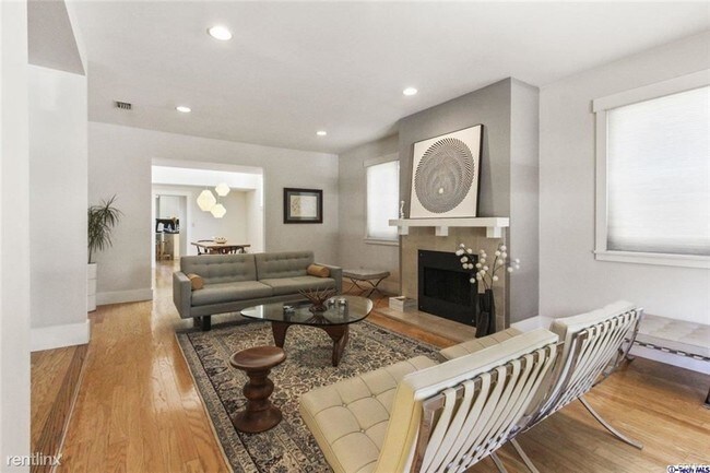 Foto del edificio - 3 br, 3 bath House - 4421 Beulah Dr