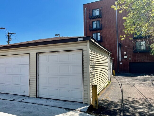 Foto del edificio - 5362 W Lawrence Ave