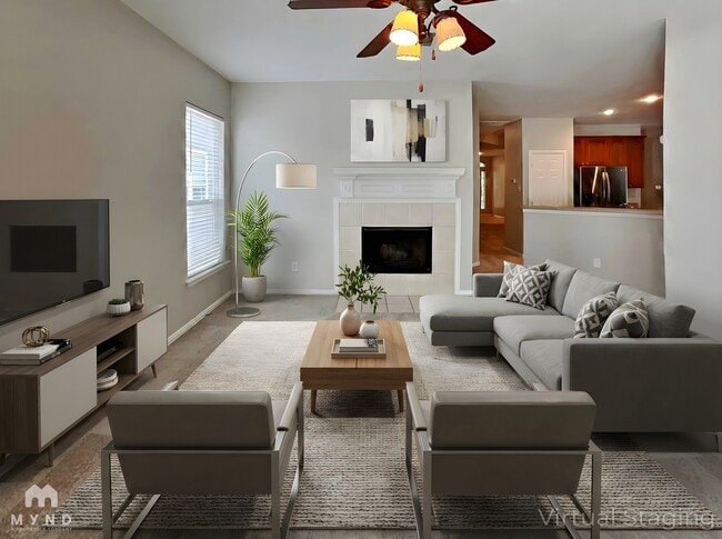 Building Photo - 1039 Providence Blvd