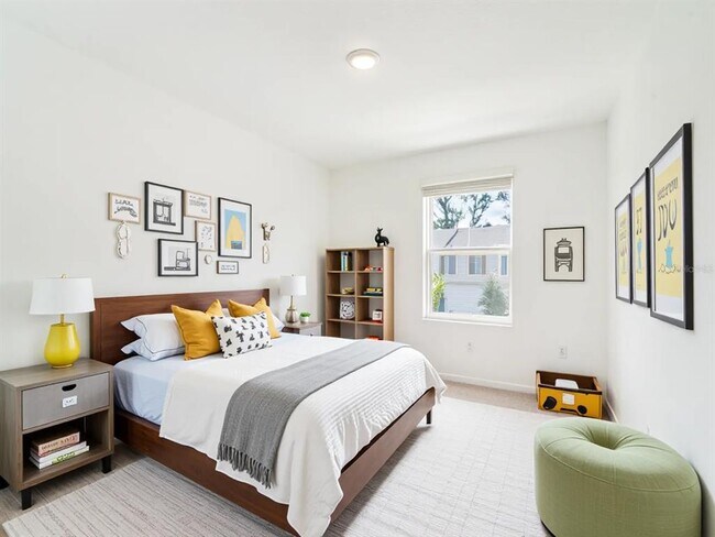 Building Photo - 6174 Daerr Rdg St