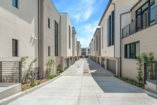Primary Photo - 505 N Santa Anita Ave