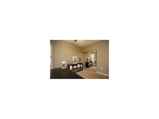 Foto del edificio - 10 Perimeter Summit Blvd