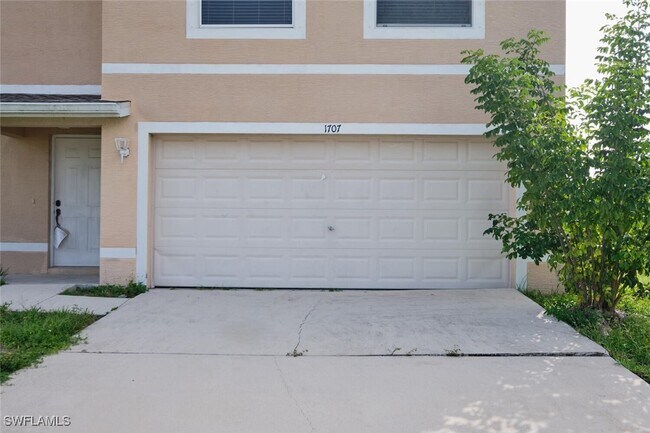 Foto del edificio - 1707 SW 4th Pl