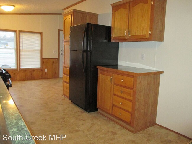 Building Photo - 9120 Vienna Dr